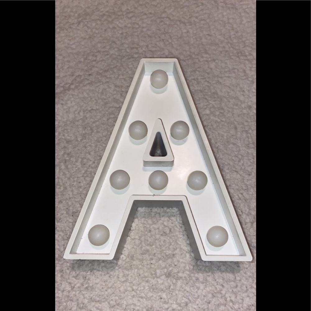 Led block letter